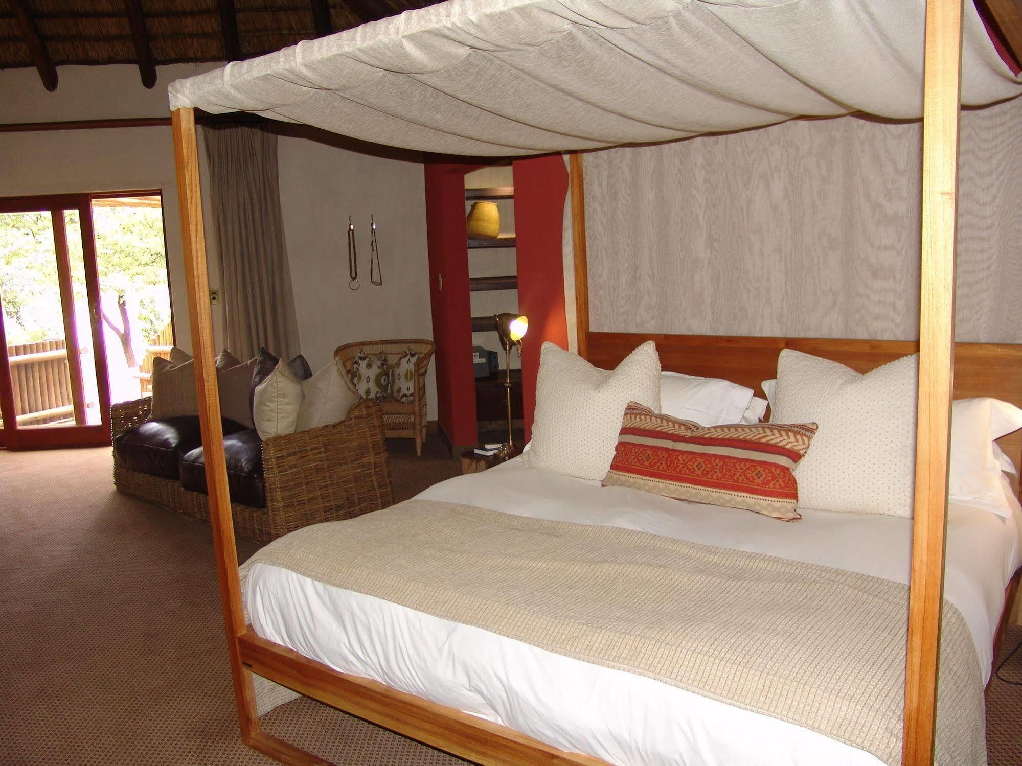 Bona Bona Game Lodge Wolmaransstad Екстер'єр фото