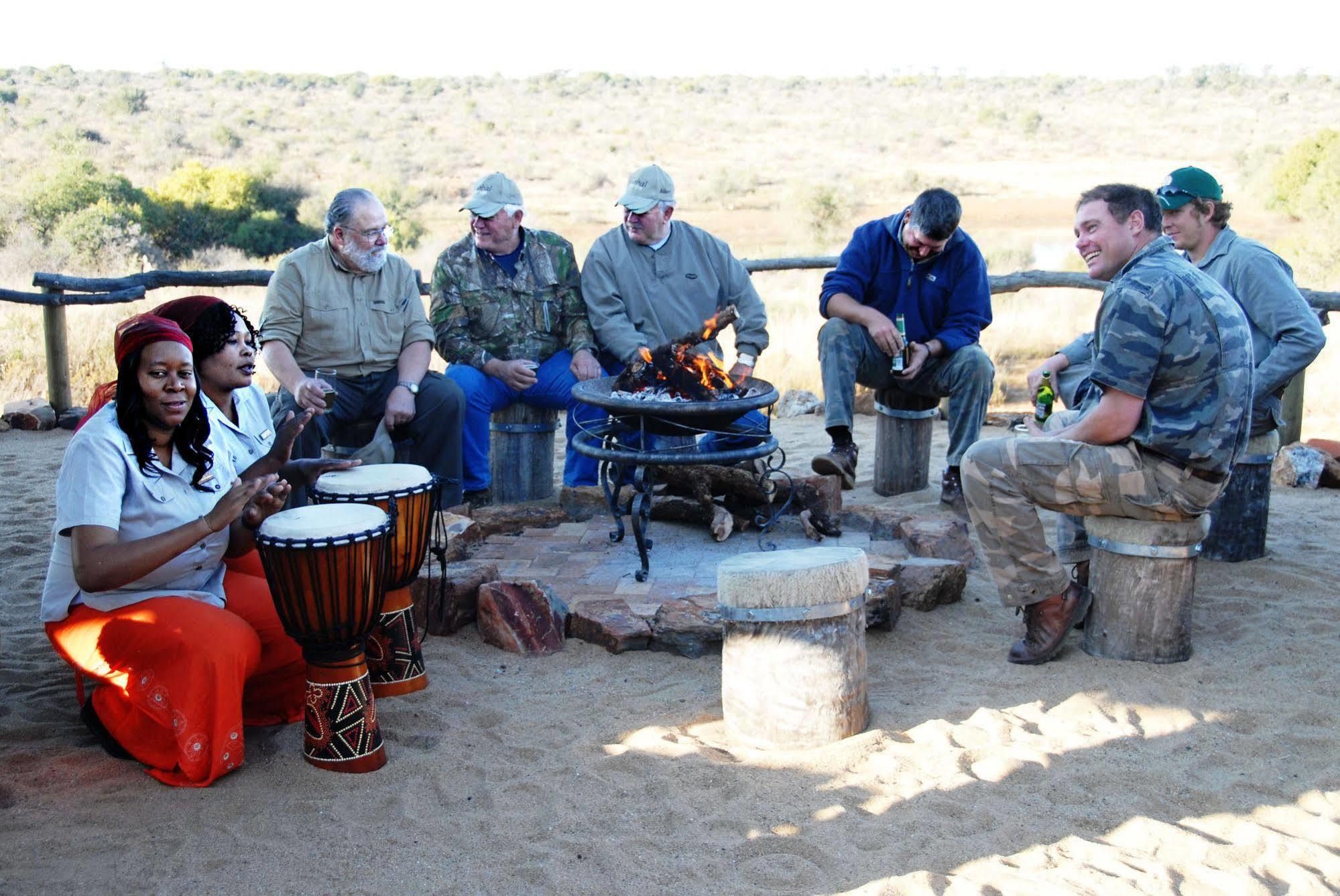 Bona Bona Game Lodge Wolmaransstad Екстер'єр фото