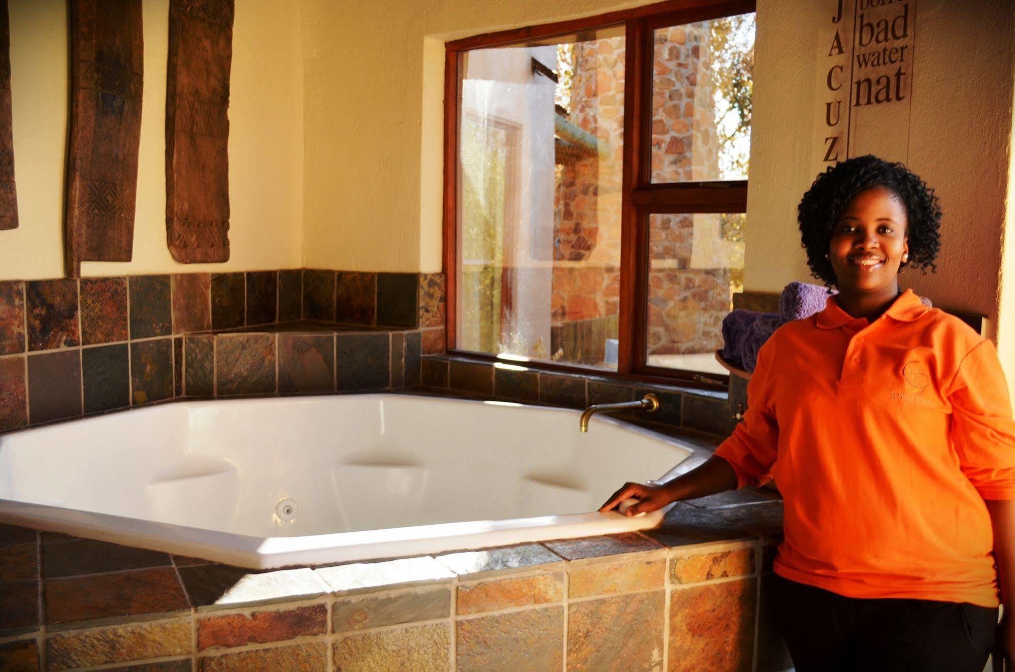 Bona Bona Game Lodge Wolmaransstad Екстер'єр фото